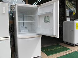 リサイクルショップ　神戸 パナソニック冷蔵庫NR-B144W の画像